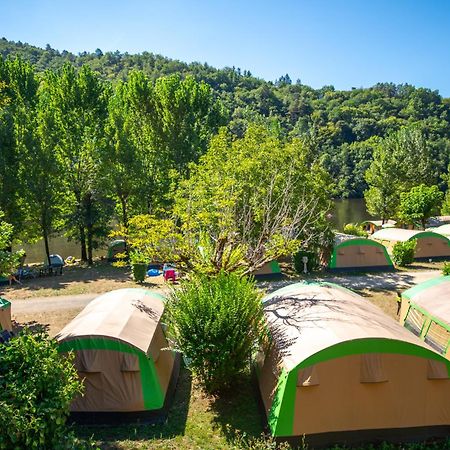 Camping Le Chateau Du Gibanel Saint-Martial-Entraygues Dış mekan fotoğraf
