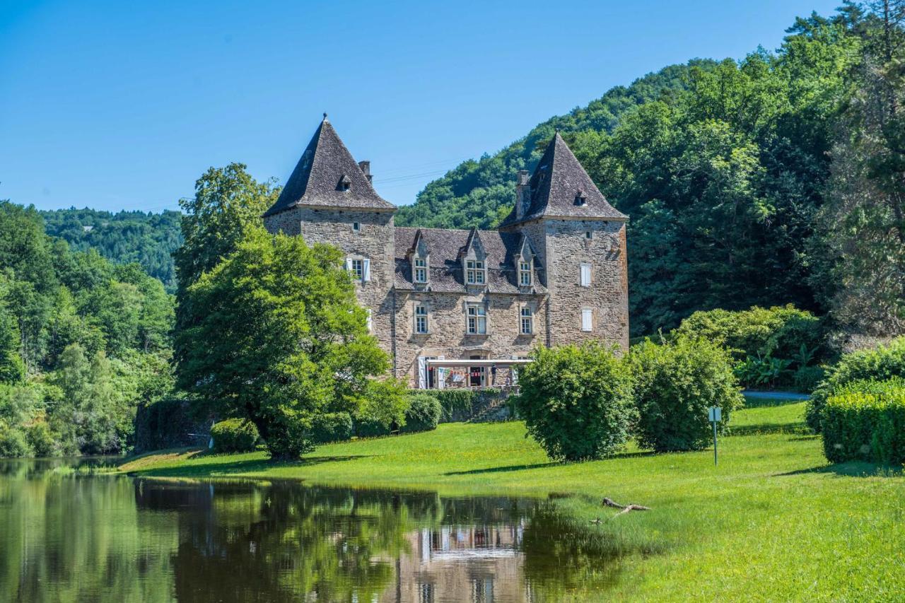 Camping Le Chateau Du Gibanel Saint-Martial-Entraygues Dış mekan fotoğraf